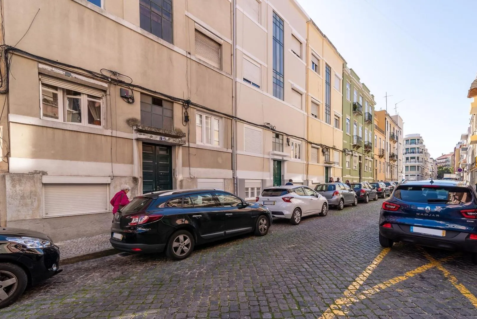 Appartamento Guestready - Dazzling Apt With Private Terrace Lisbona Portogallo